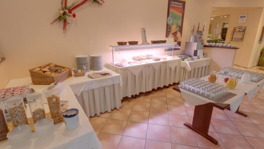Hotel Garni Stadt Friedberg Friedberg  Ngoại thất bức ảnh