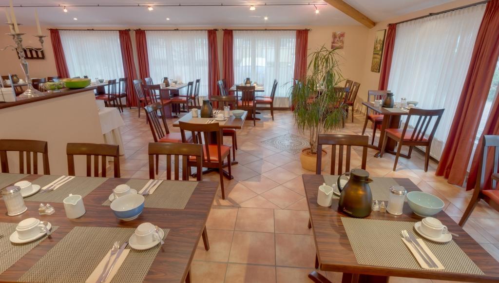 Hotel Garni Stadt Friedberg Friedberg  Ngoại thất bức ảnh